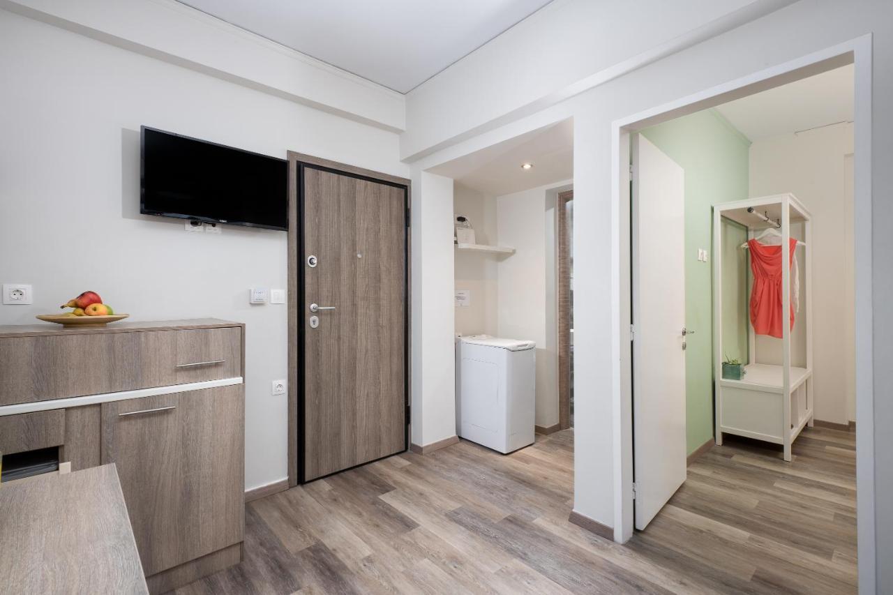 Enattica Syntagma Living Apartment Athens Exterior photo